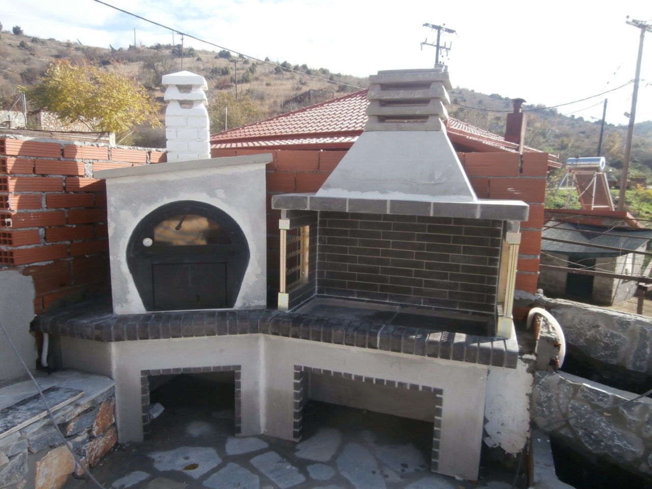 Cement barbecue & fireplace - Sxistolithos